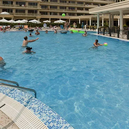 Hotel Club Sunny 4*