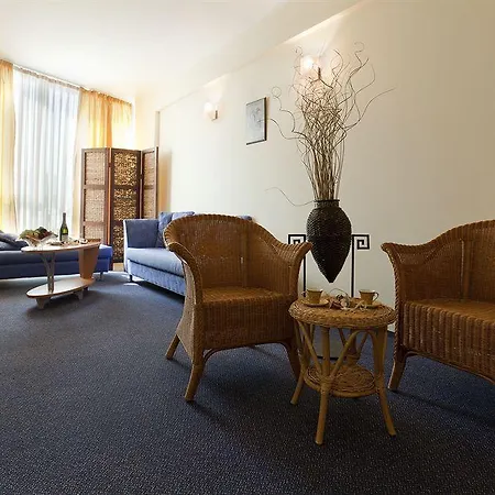Club Sunny Hotel