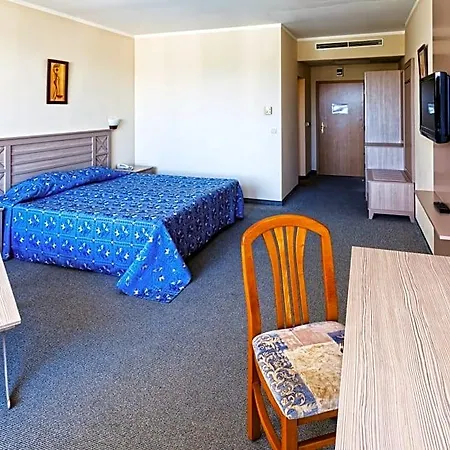 Club Sunny 4*