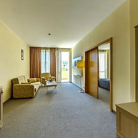 Otel Club Sunny