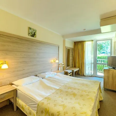 Club Sunny Hotel 4*