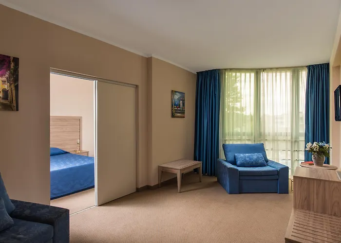 Hotell Club Sunny 4*