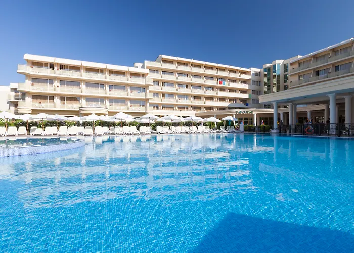 Club Sunny Hotell 4*